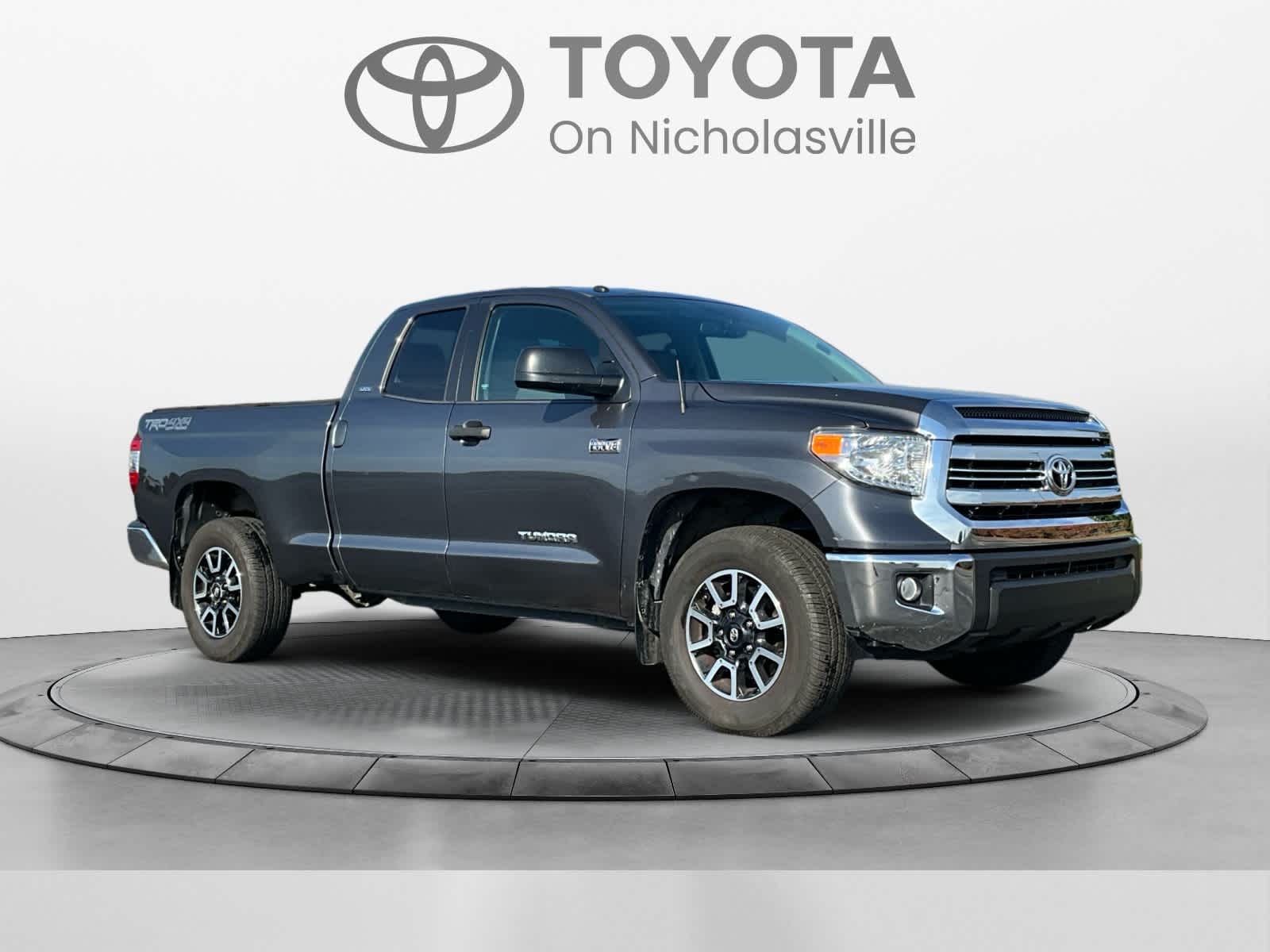 2017 Toyota Tundra SR5
