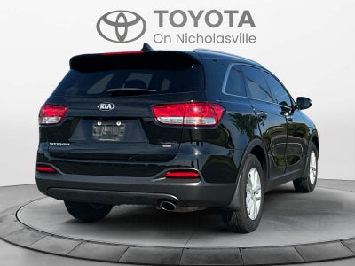 2018 Kia Sorento LX