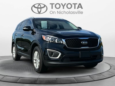 2018 Kia Sorento LX