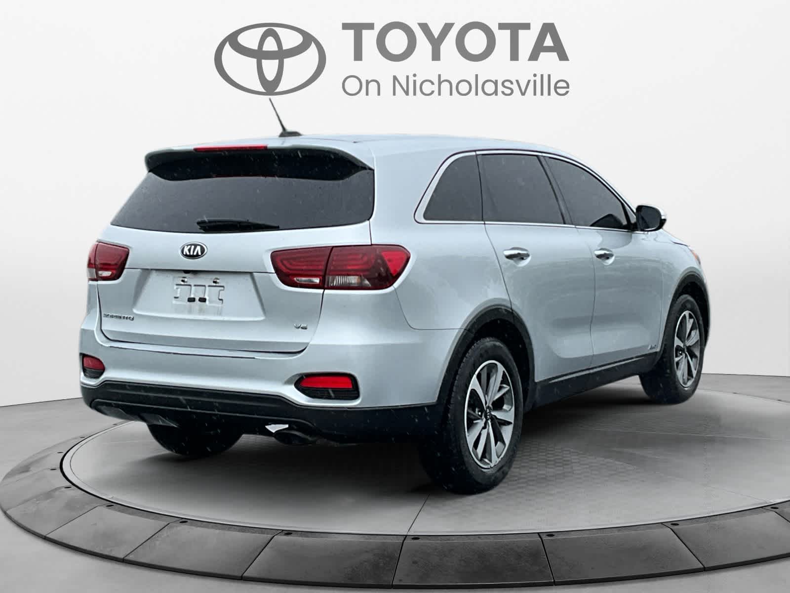 2020 Kia Sorento LX V6