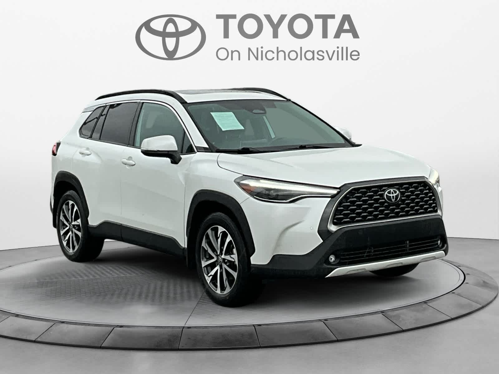 2023 Toyota Corolla Cross XLE