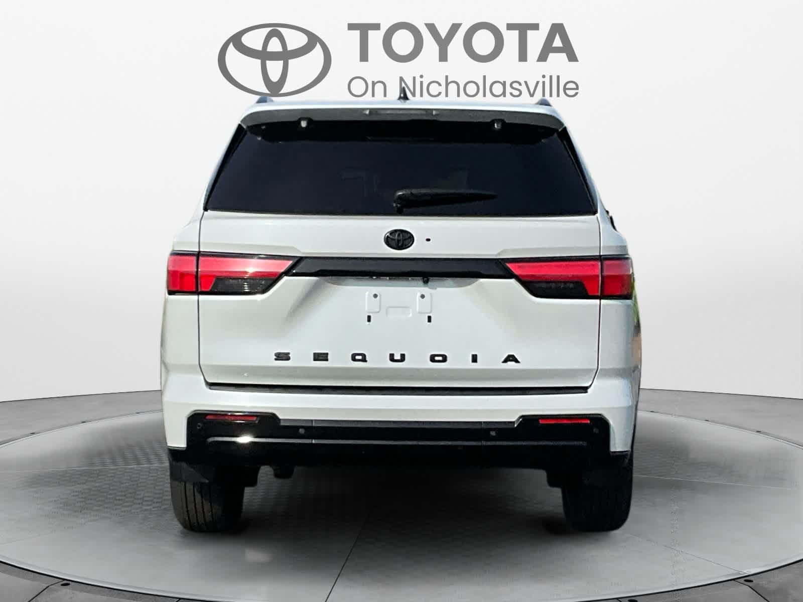 2024 Toyota Sequoia Platinum