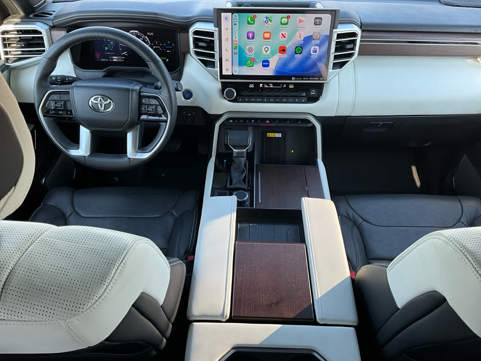 2024 Toyota Sequoia Capstone