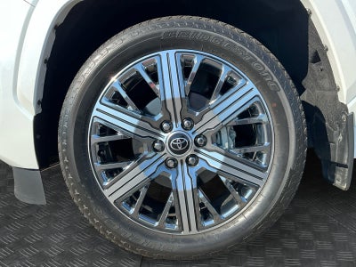 2024 Toyota Sequoia Capstone