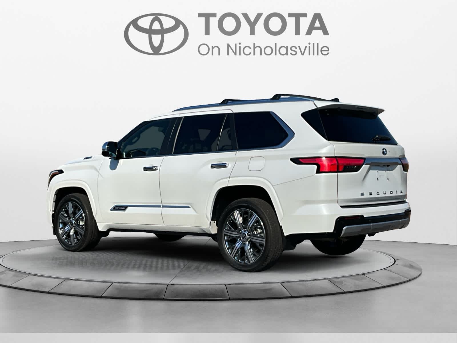 2024 Toyota Sequoia Capstone