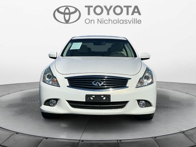 2011 INFINITI G37 Sedan x