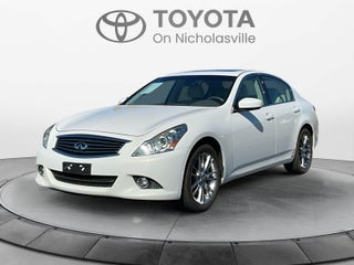 2011 INFINITI G37 Sedan x