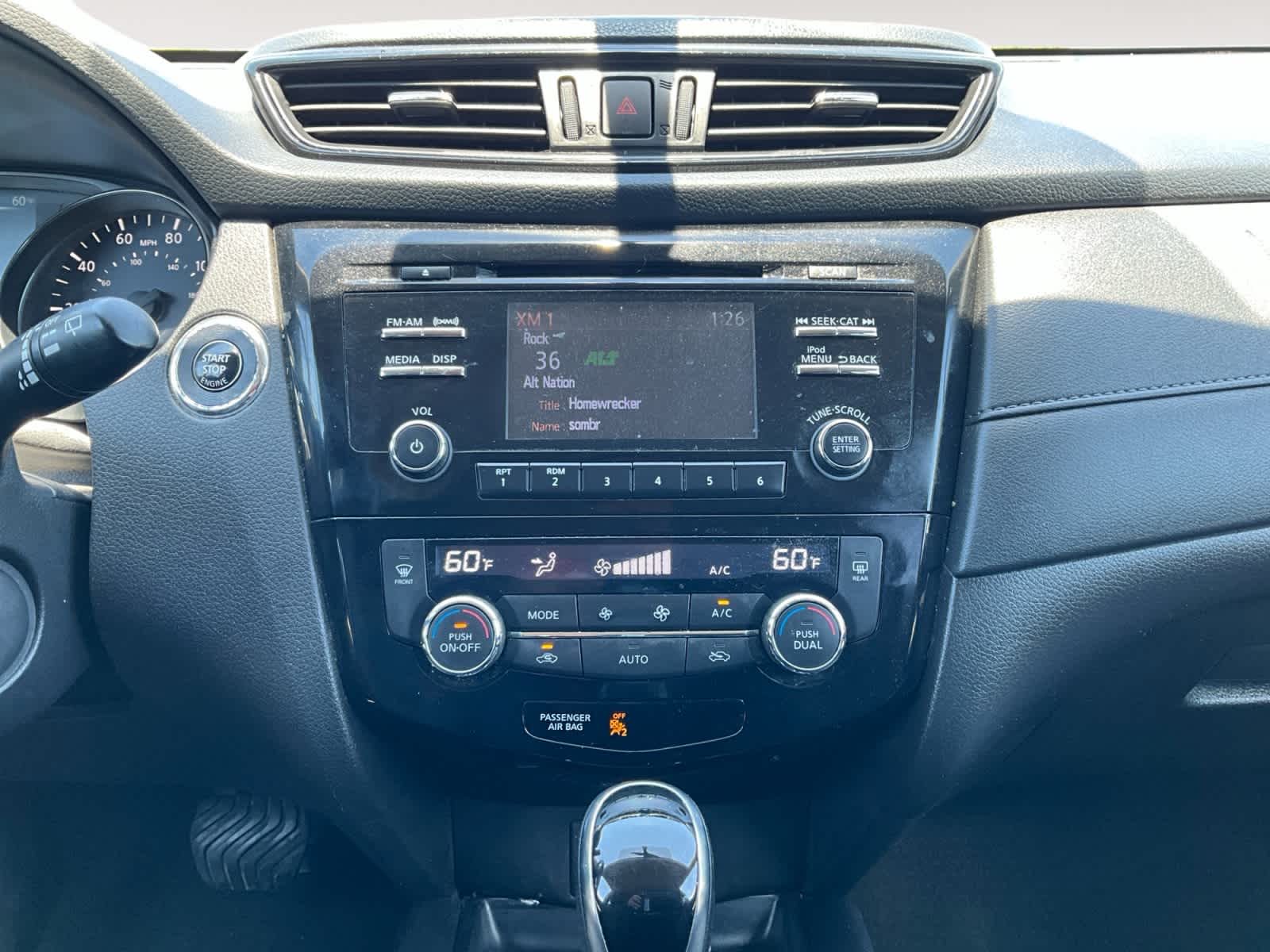 2017 Nissan Rogue SV