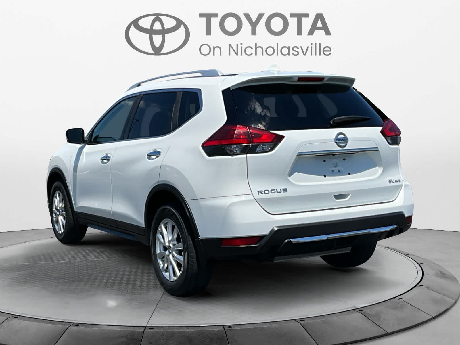 2017 Nissan Rogue SV
