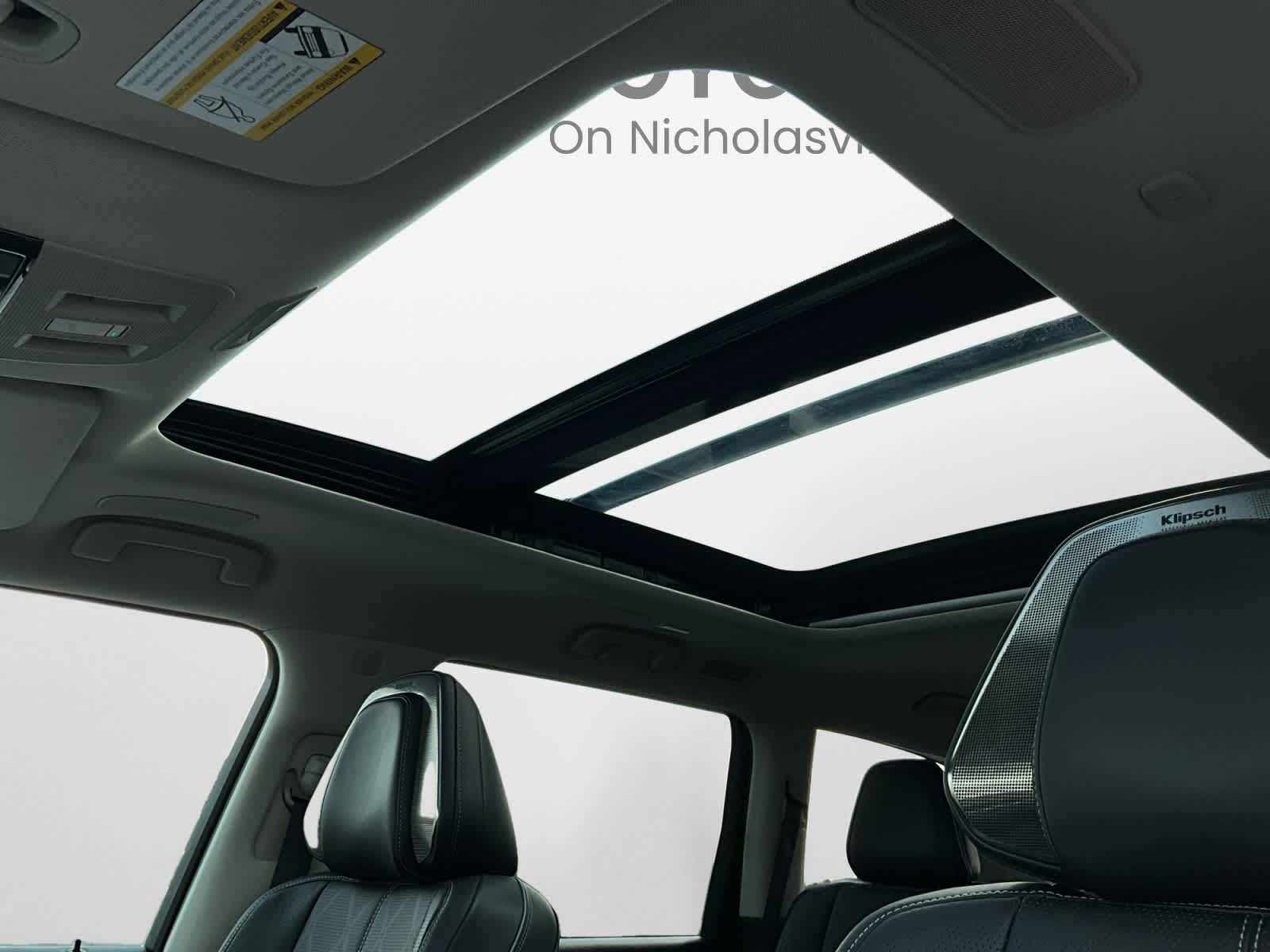 2025 INFINITI QX80 SENSORY