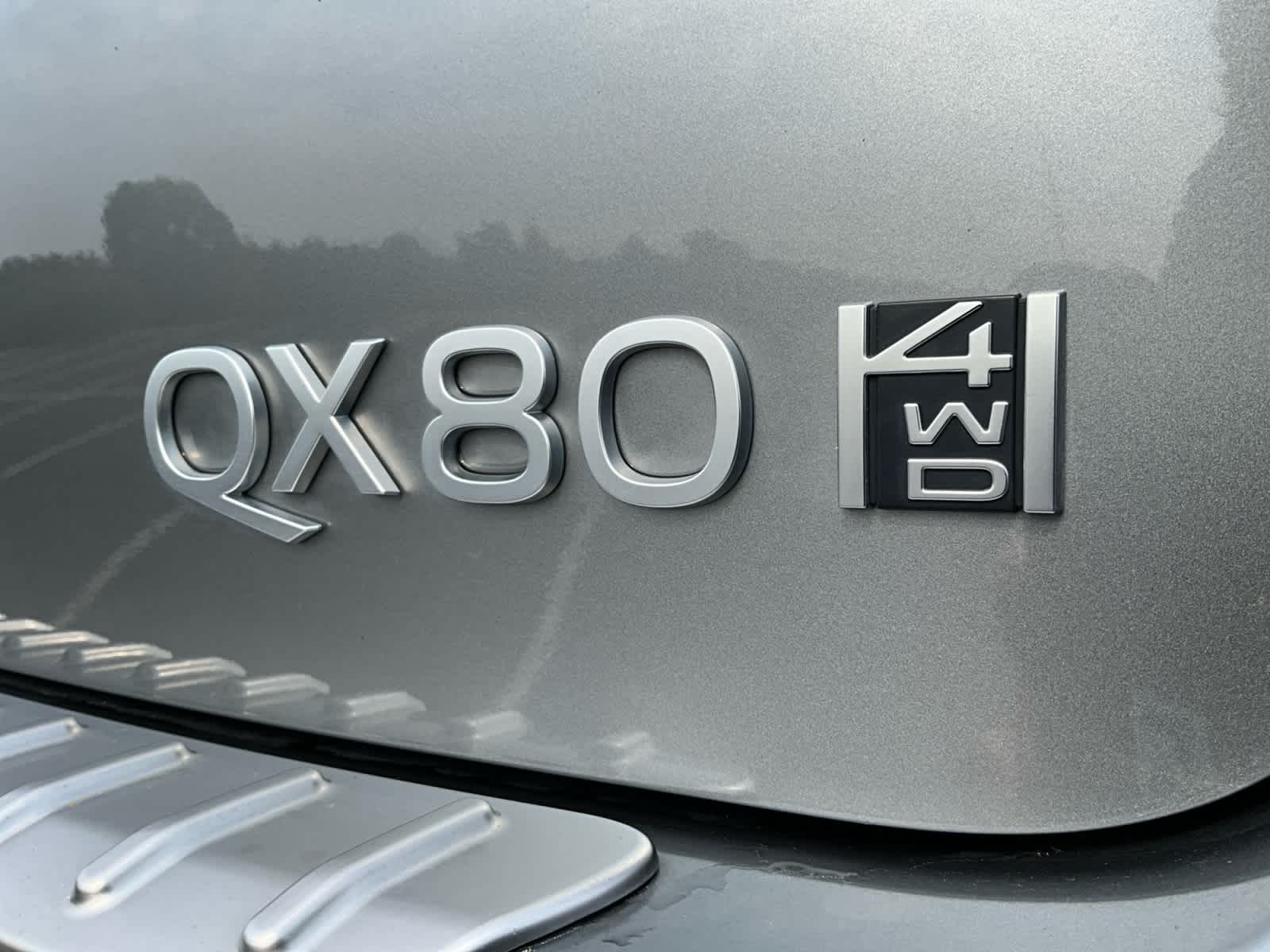 2025 INFINITI QX80 SENSORY