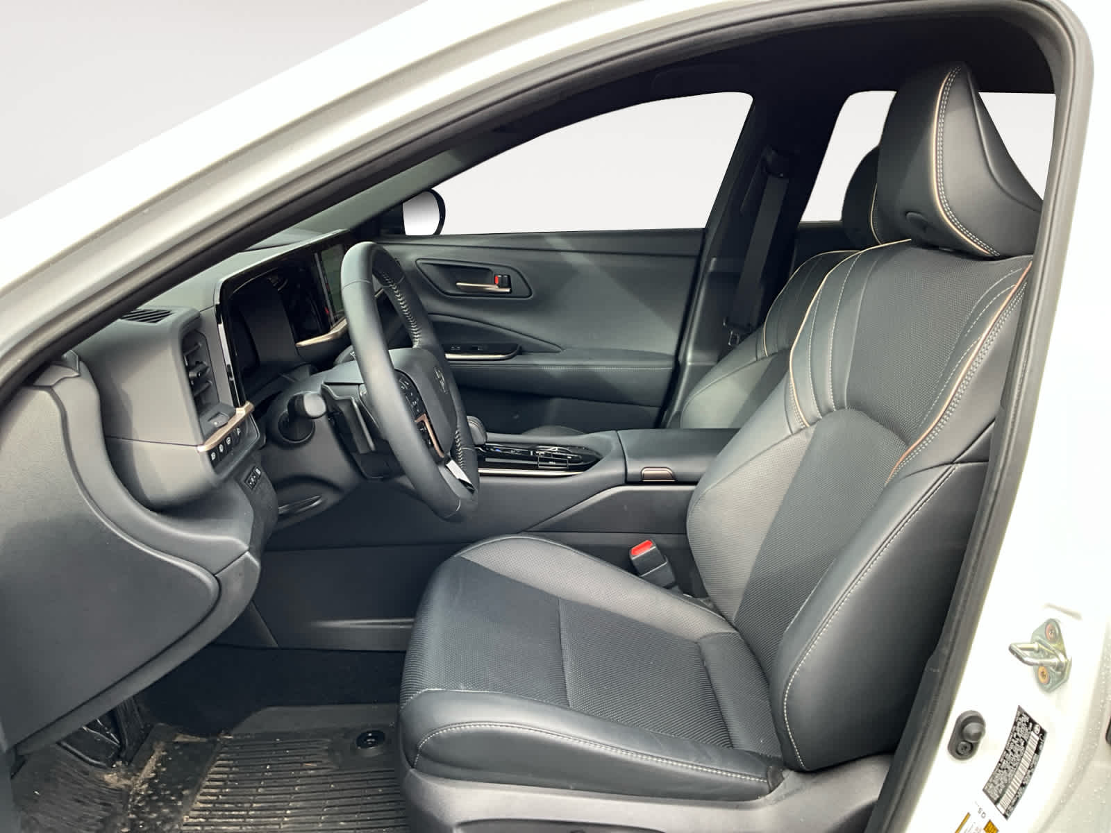 2025 Toyota Crown Signia XLE