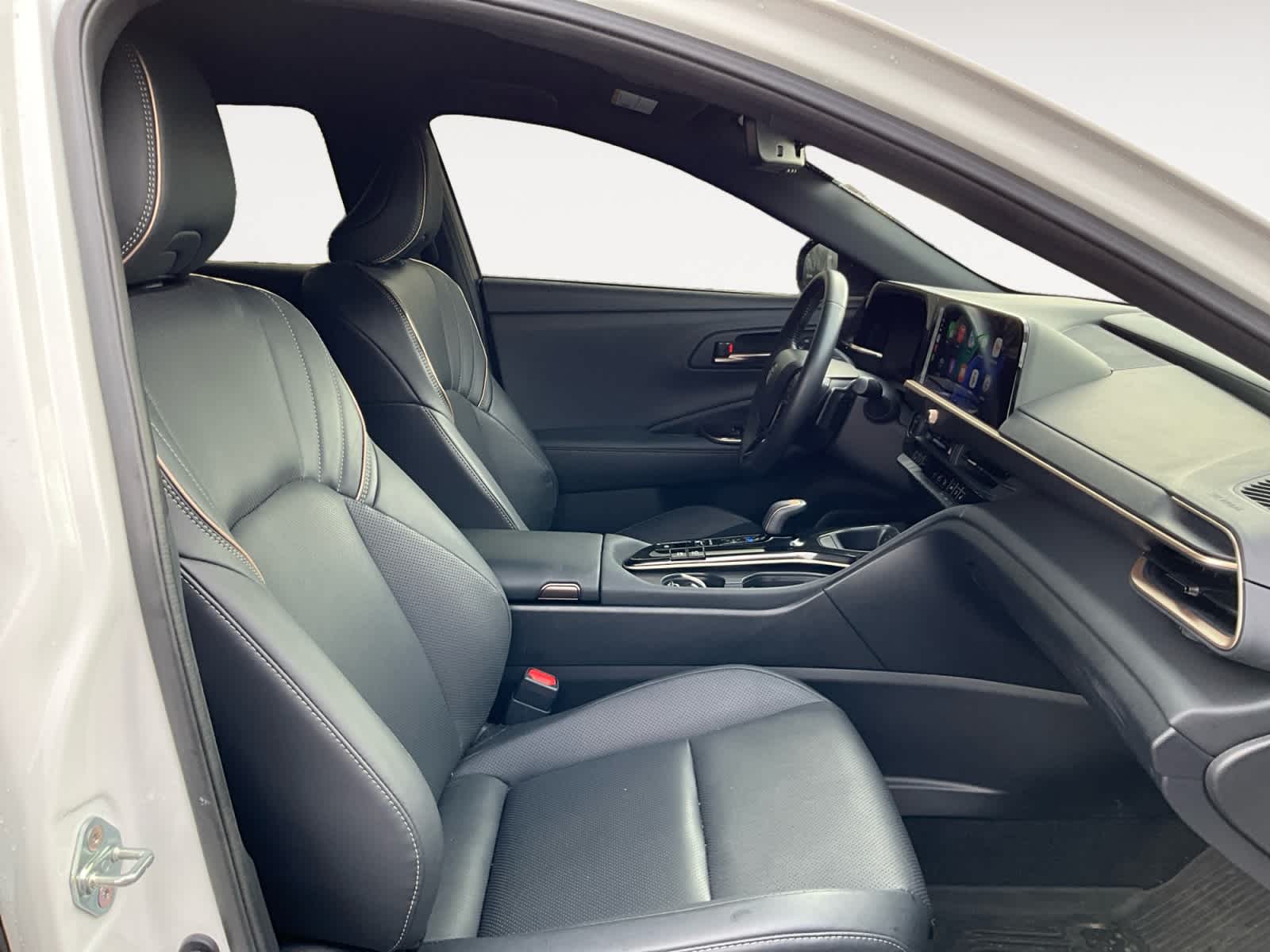 2025 Toyota Crown Signia XLE