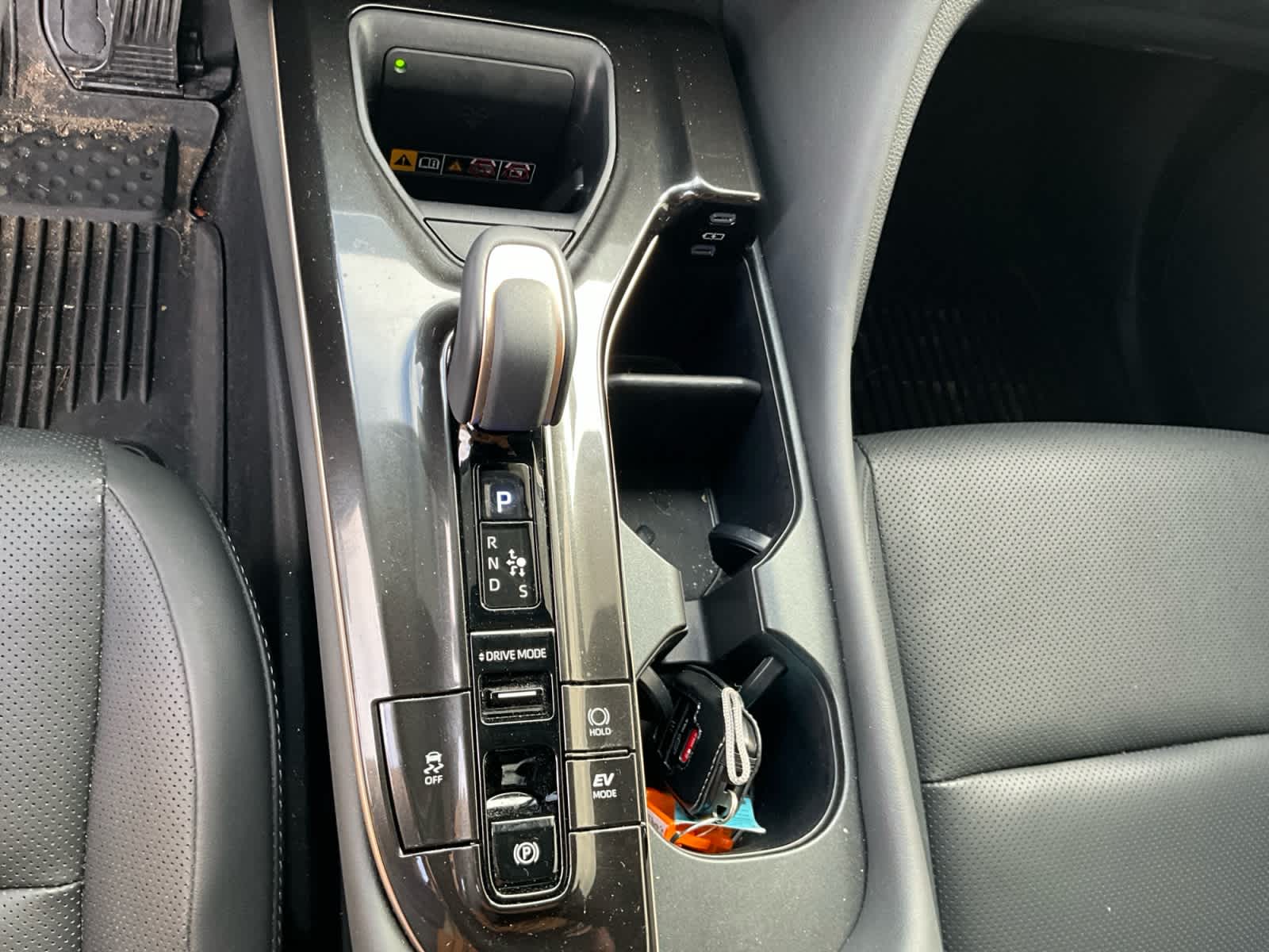 2025 Toyota Crown Signia XLE