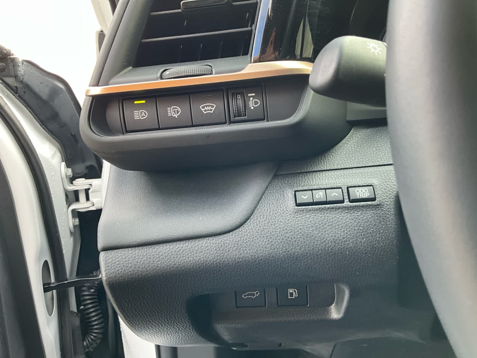 2025 Toyota Crown Signia XLE