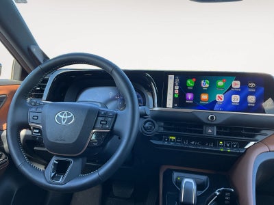2025 Toyota Crown Signia Limited