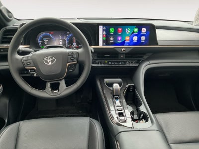 2025 Toyota Crown Platinum