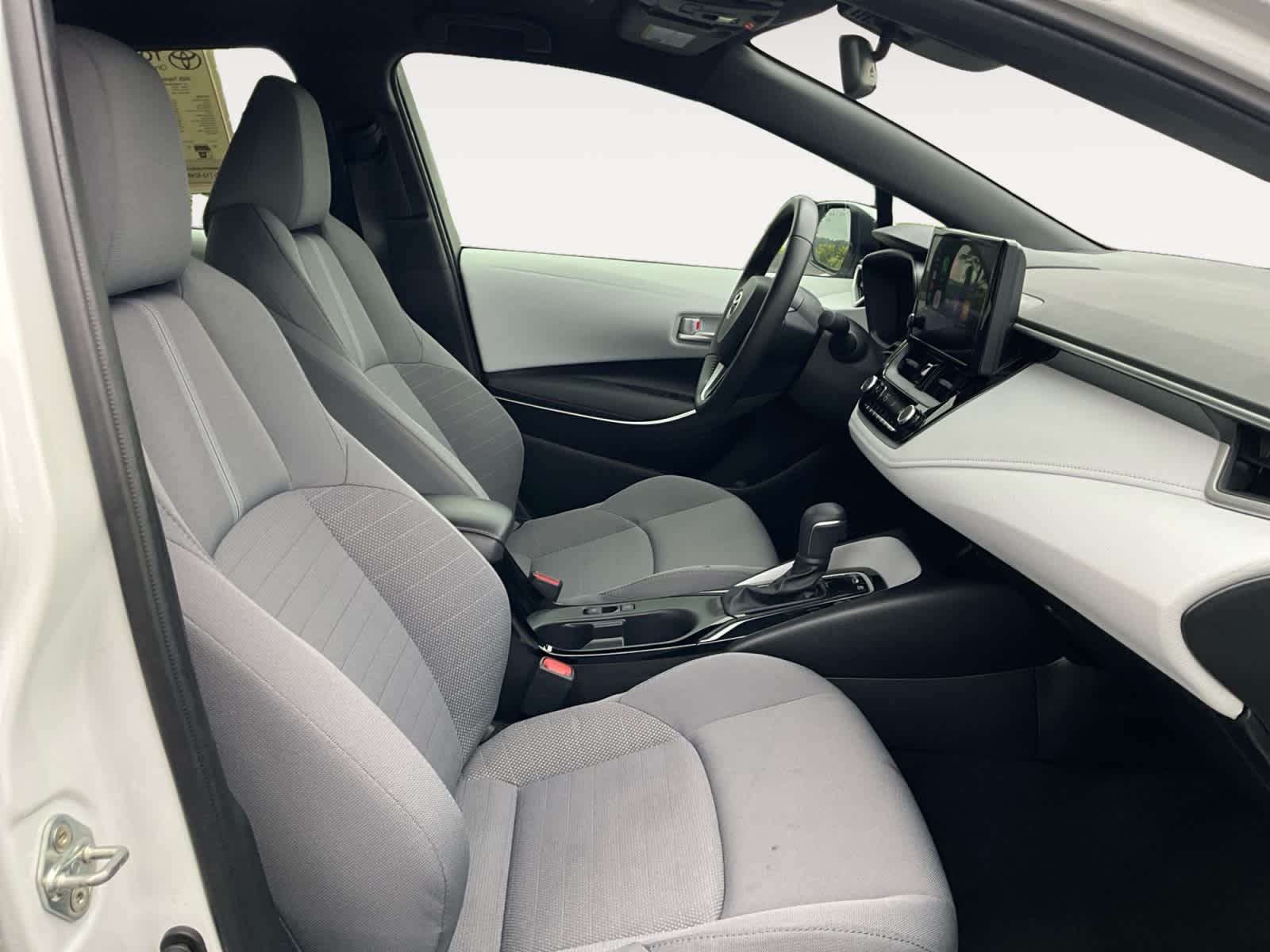 2025 Toyota Corolla Hybrid SE