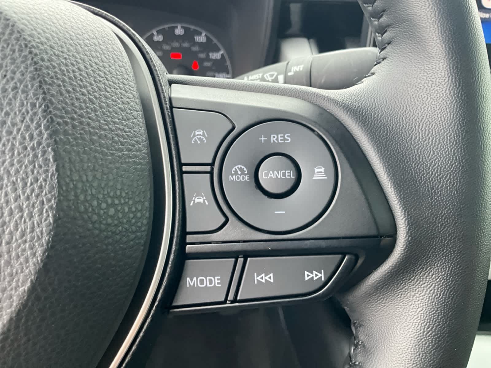 2025 Toyota Corolla Hybrid SE