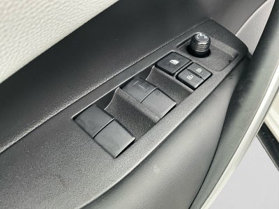 2025 Toyota Corolla Hybrid SE