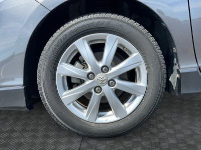 2017 Toyota Prius c Two