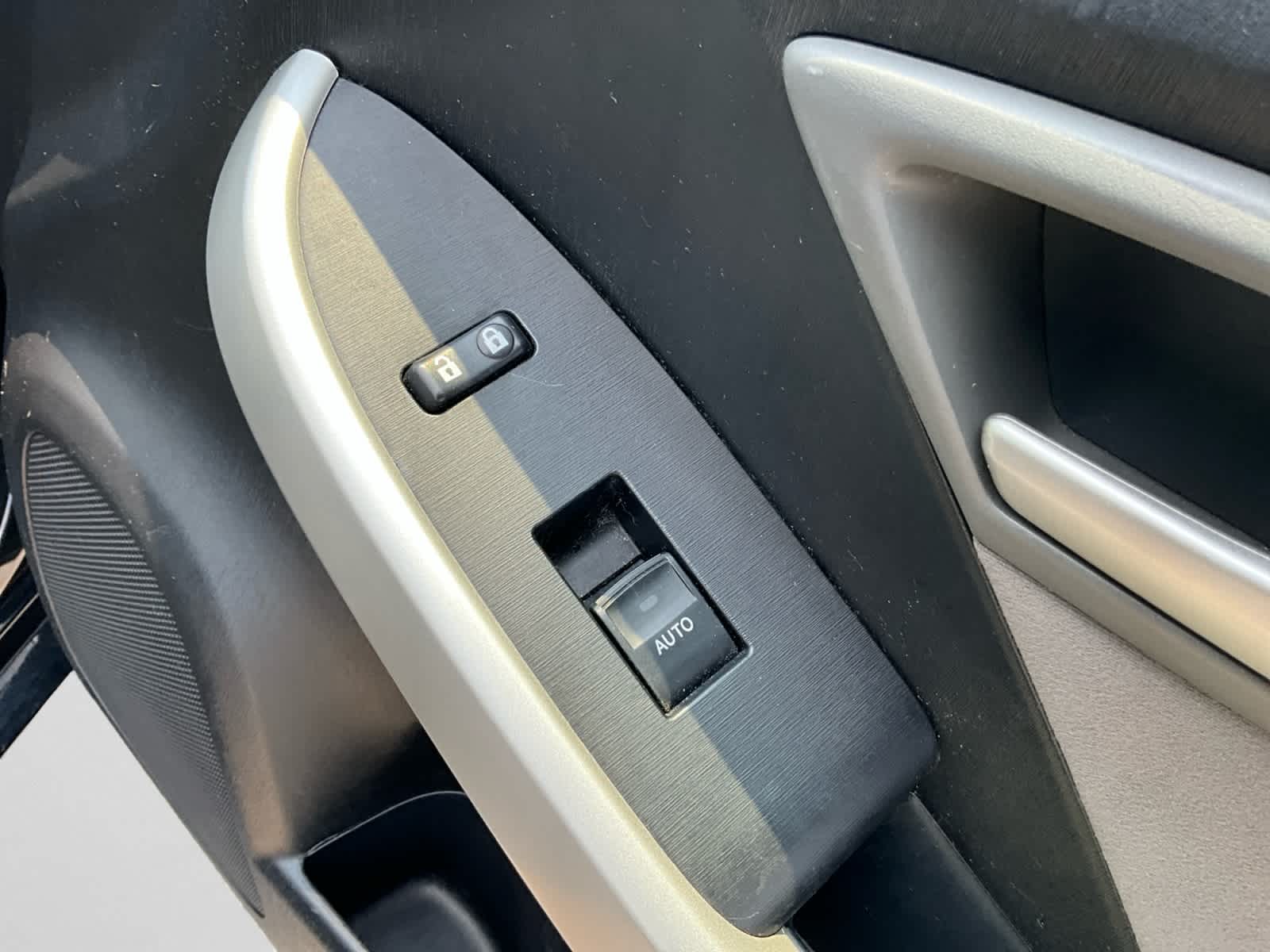 2014 Toyota Prius Two