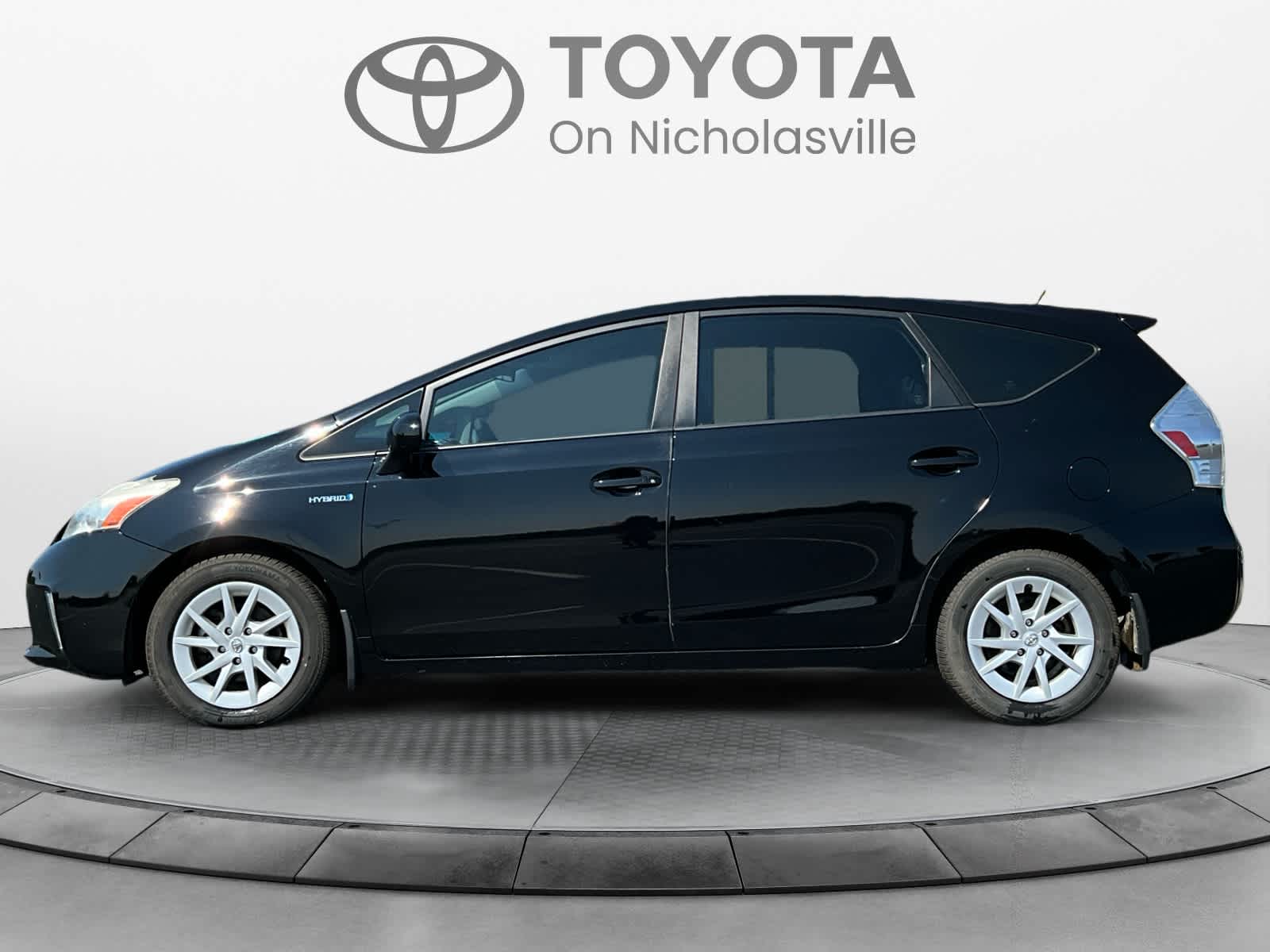 2013 Toyota Prius V Two