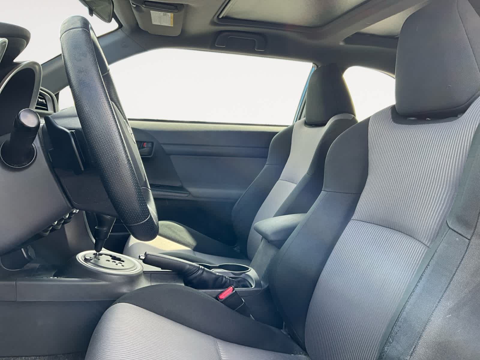 2015 Scion tC 2dr HB Auto (Natl)