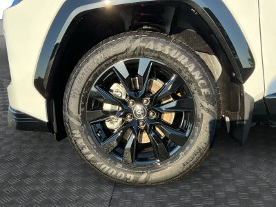 2026 Toyota RAV4 Plug-In Hybrid SE
