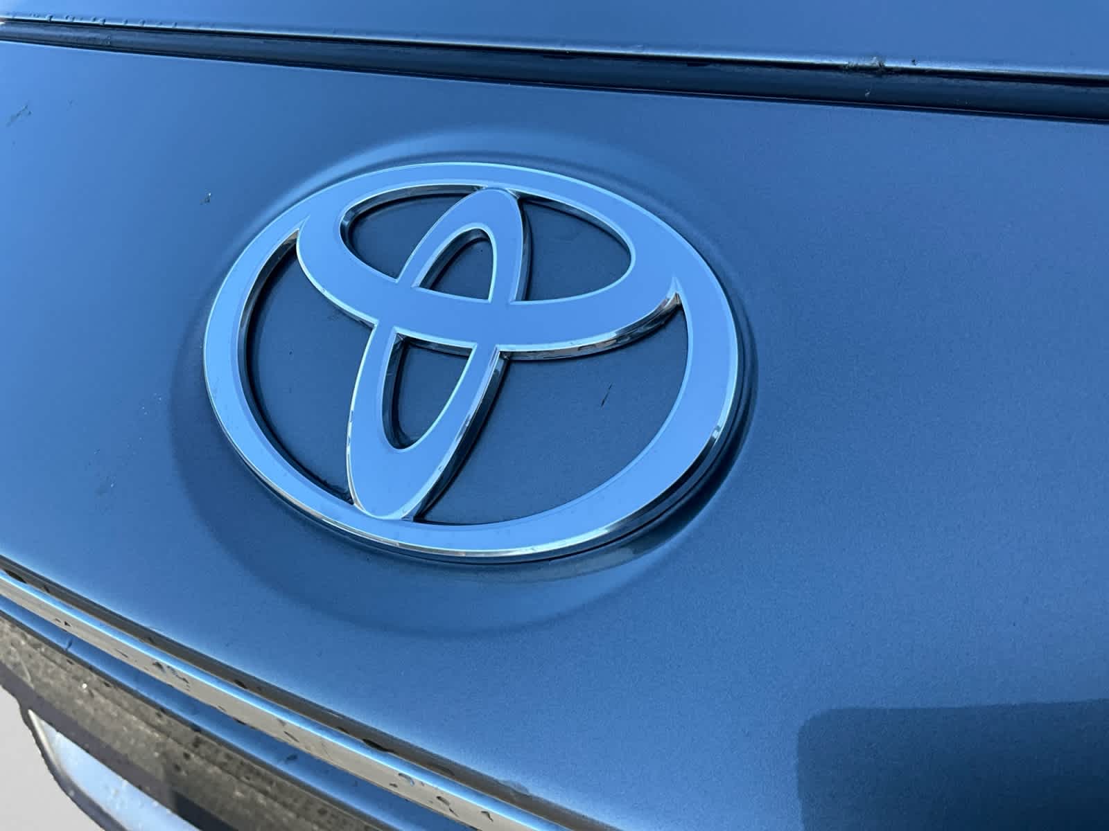 2024 Toyota bZ4X Limited