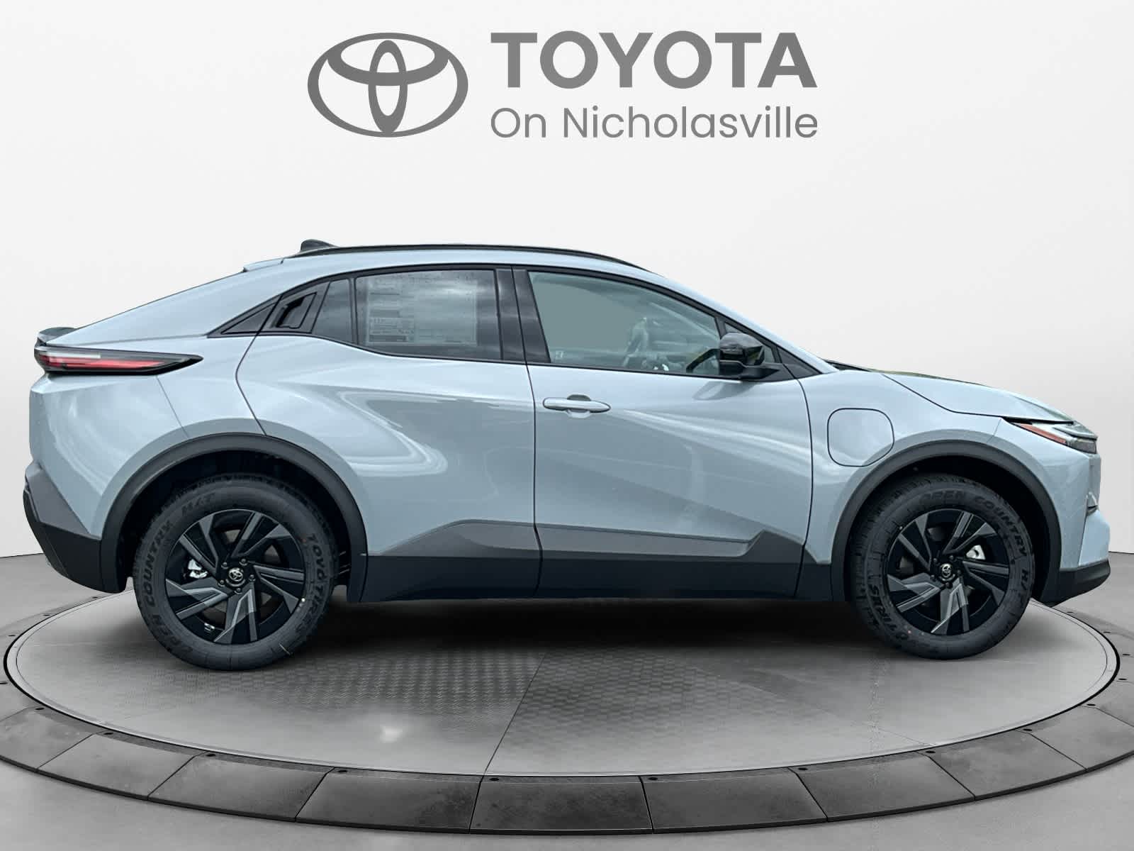 2026 Toyota C-HR SE