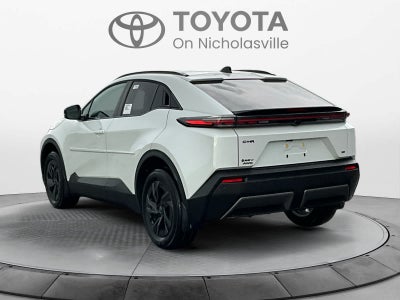 2026 Toyota C-HR SE