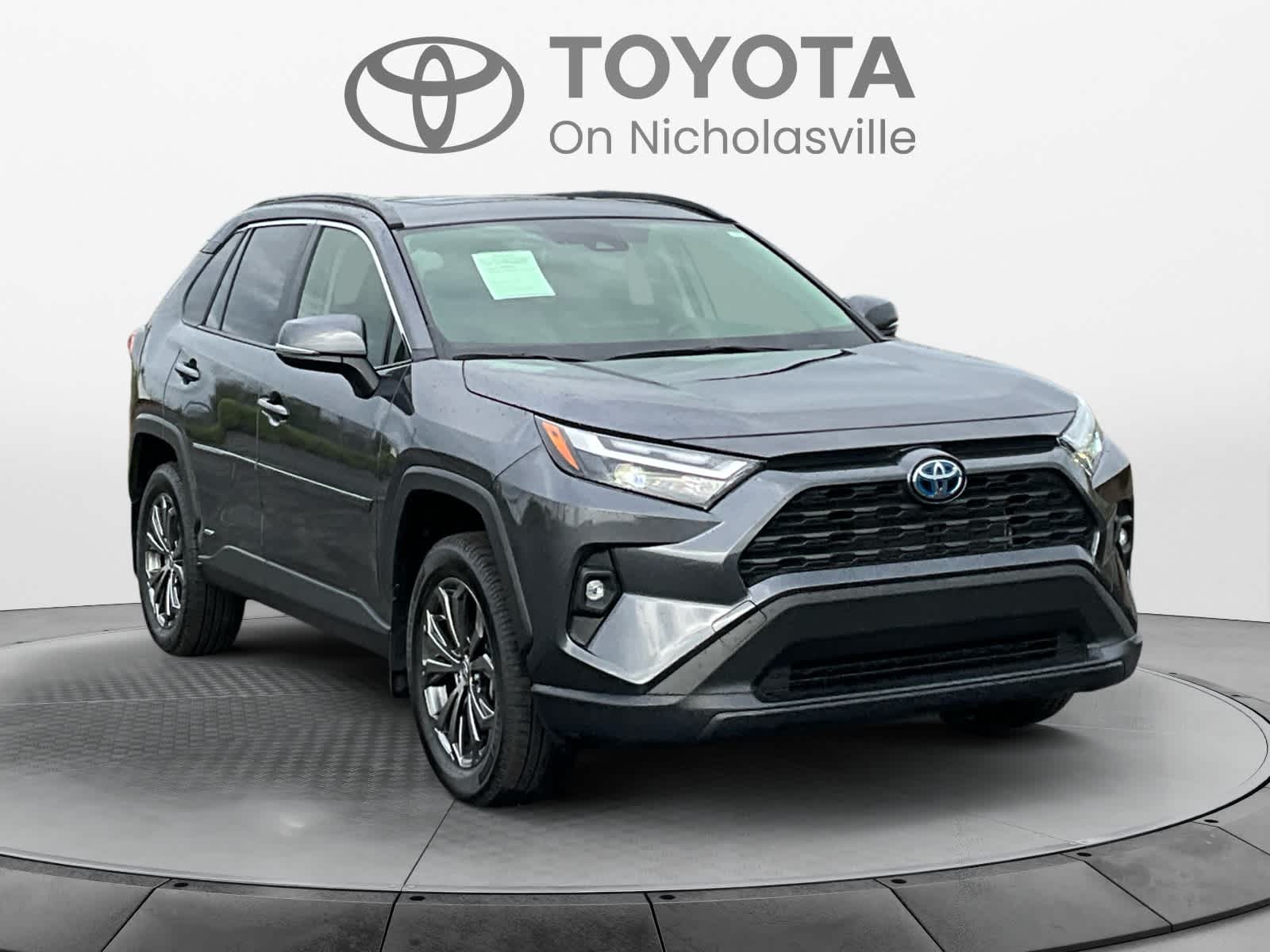 2022 Toyota RAV4 Hybrid XLE Premium