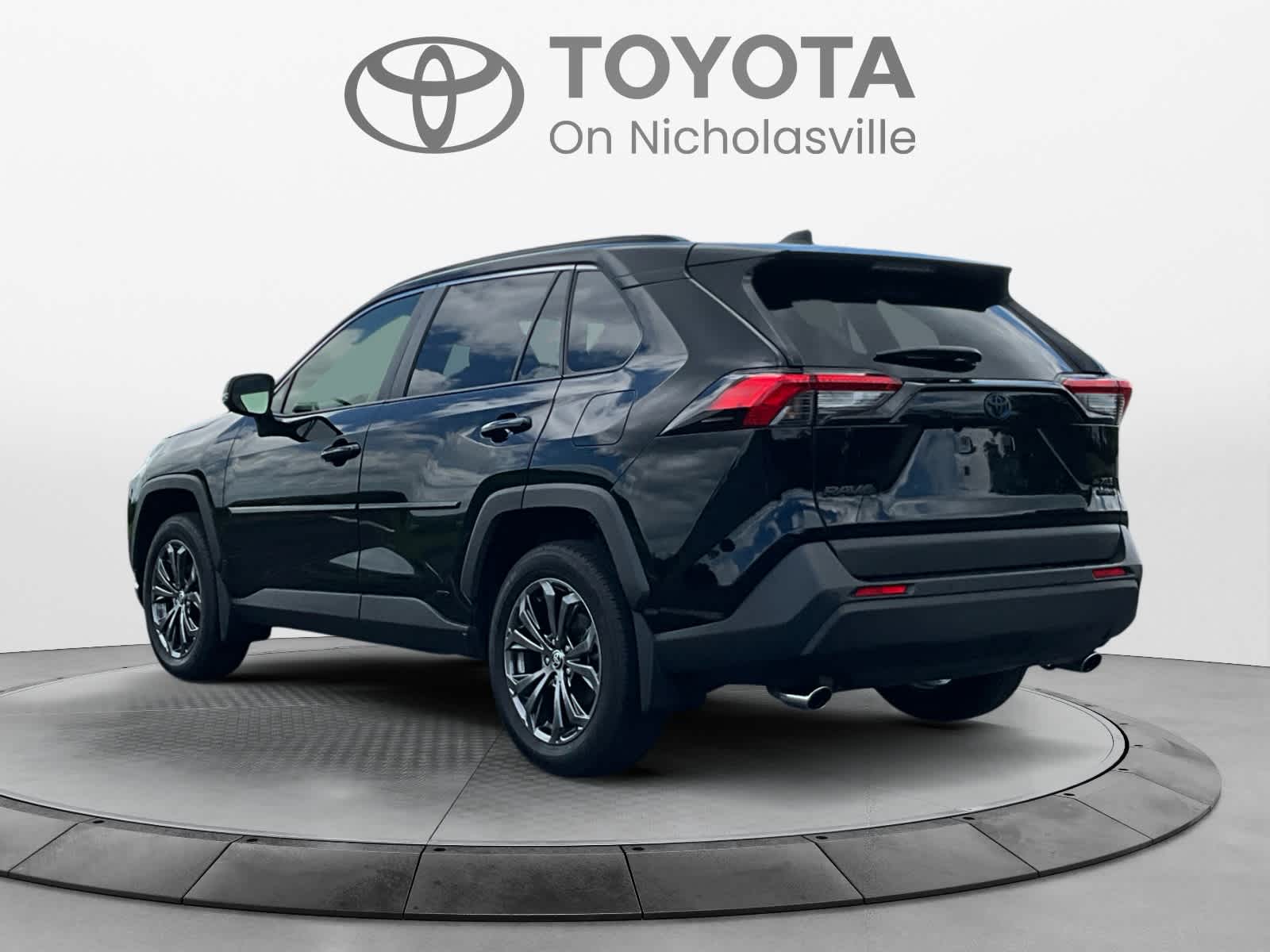 2023 Toyota RAV4 Hybrid XLE Premium