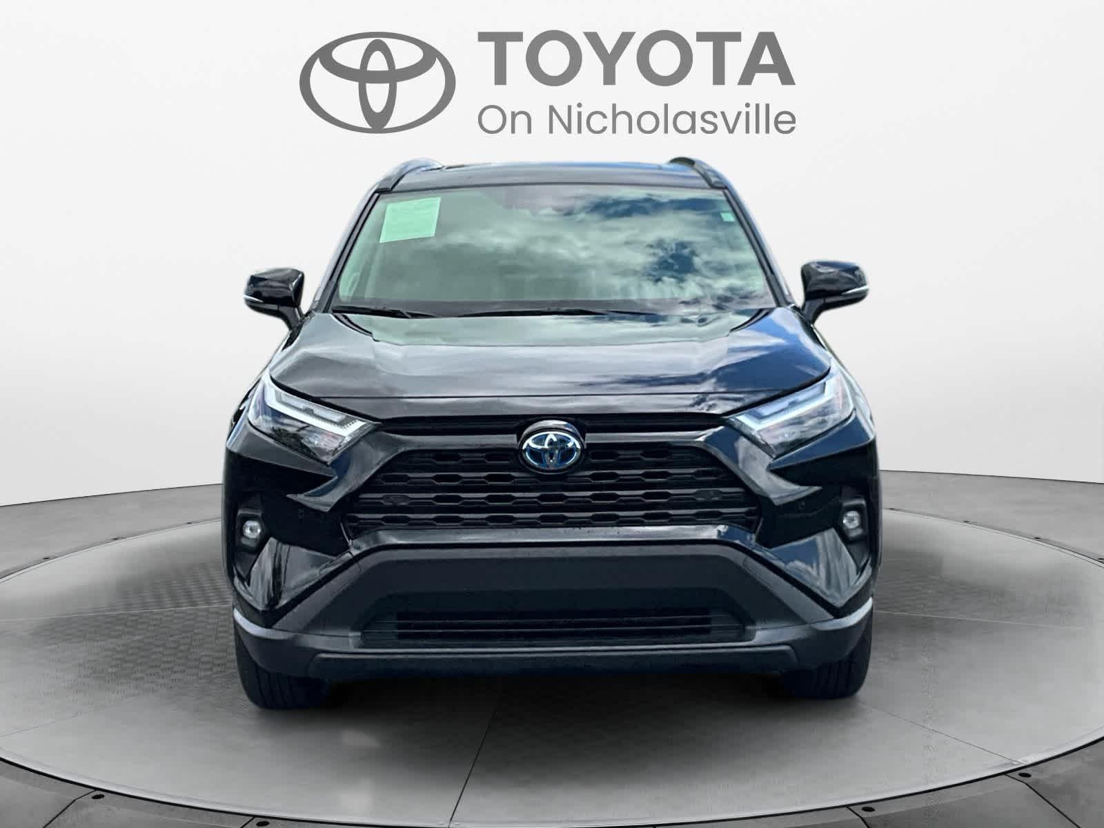 2023 Toyota RAV4 Hybrid XLE Premium