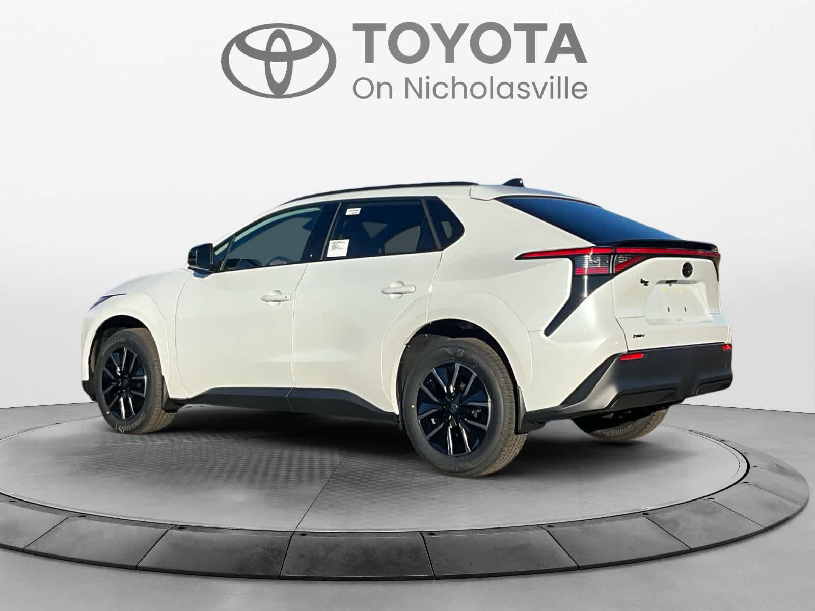 2026 Toyota bZ XLE Plus
