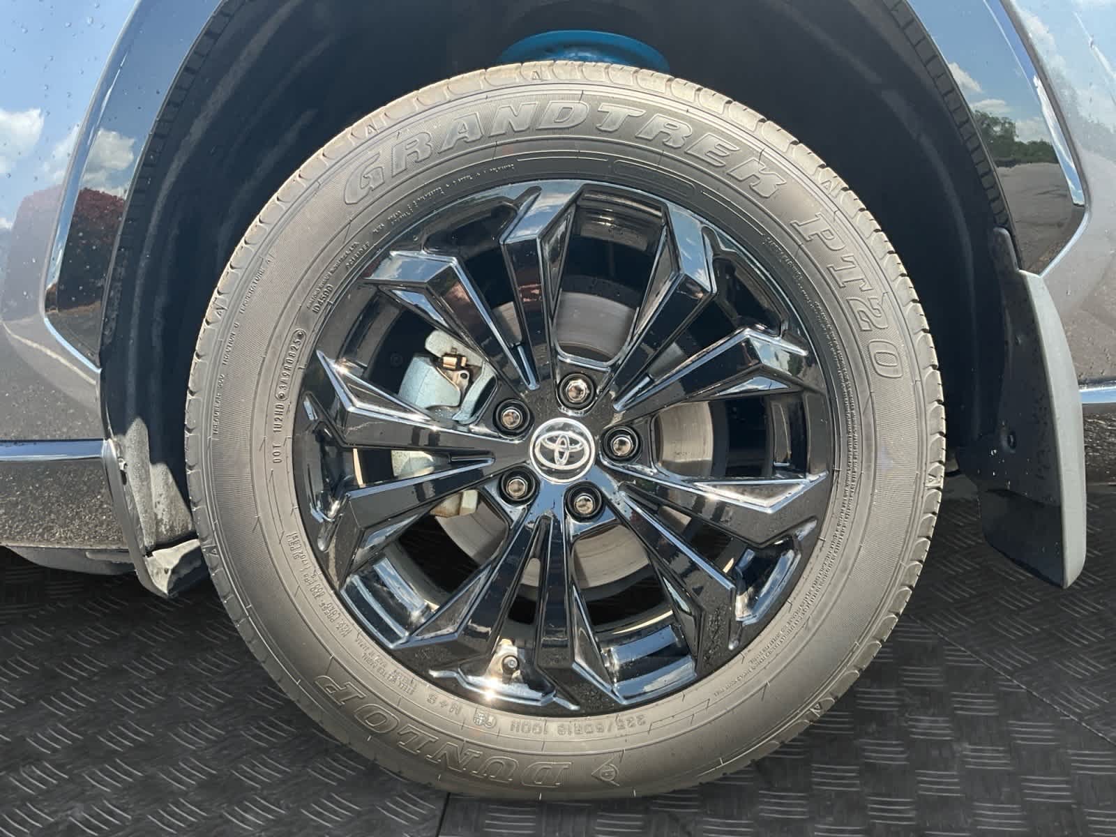 2025 Toyota RAV4 Hybrid XSE