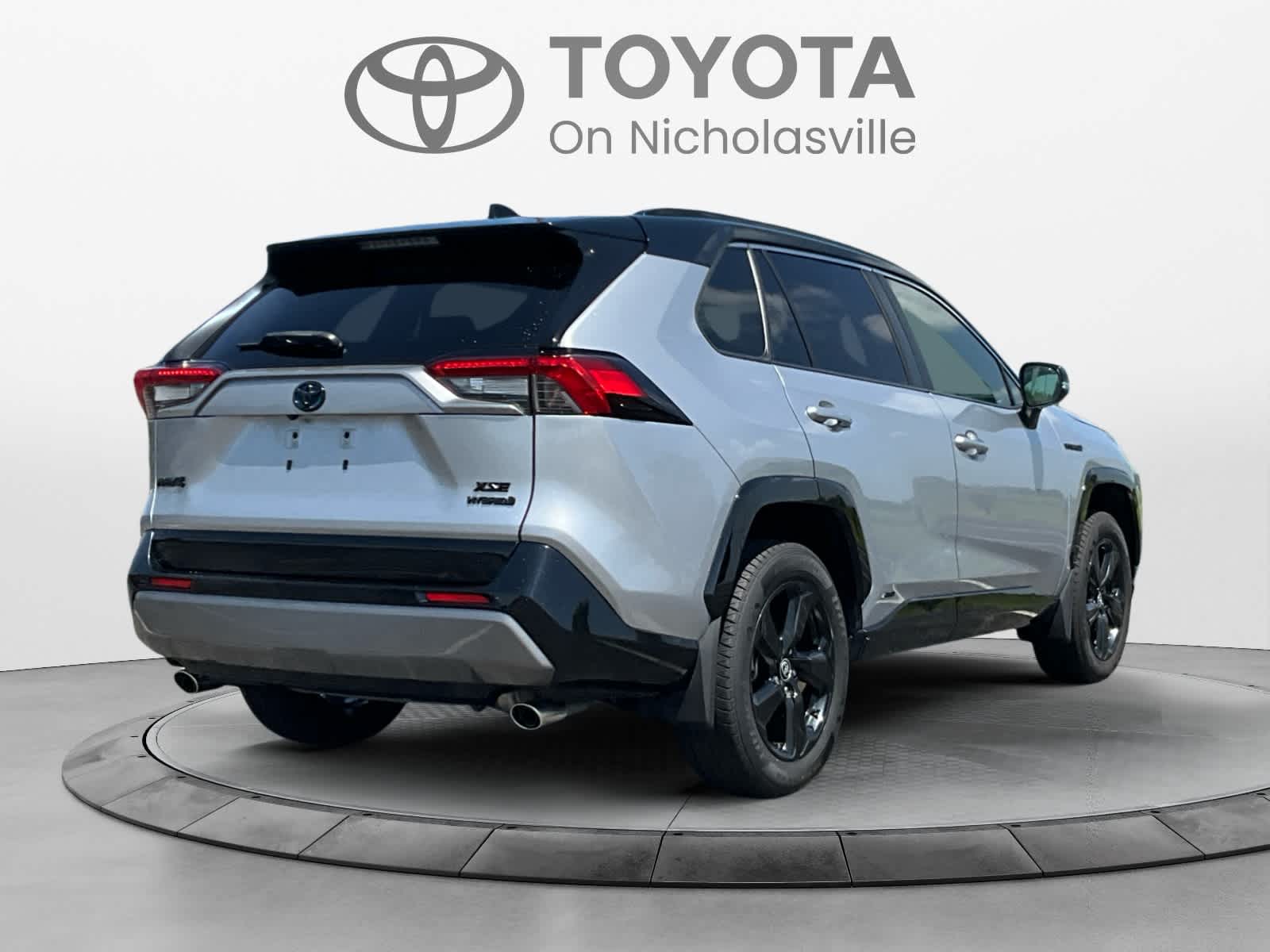 2020 Toyota RAV4 Hybrid XSE