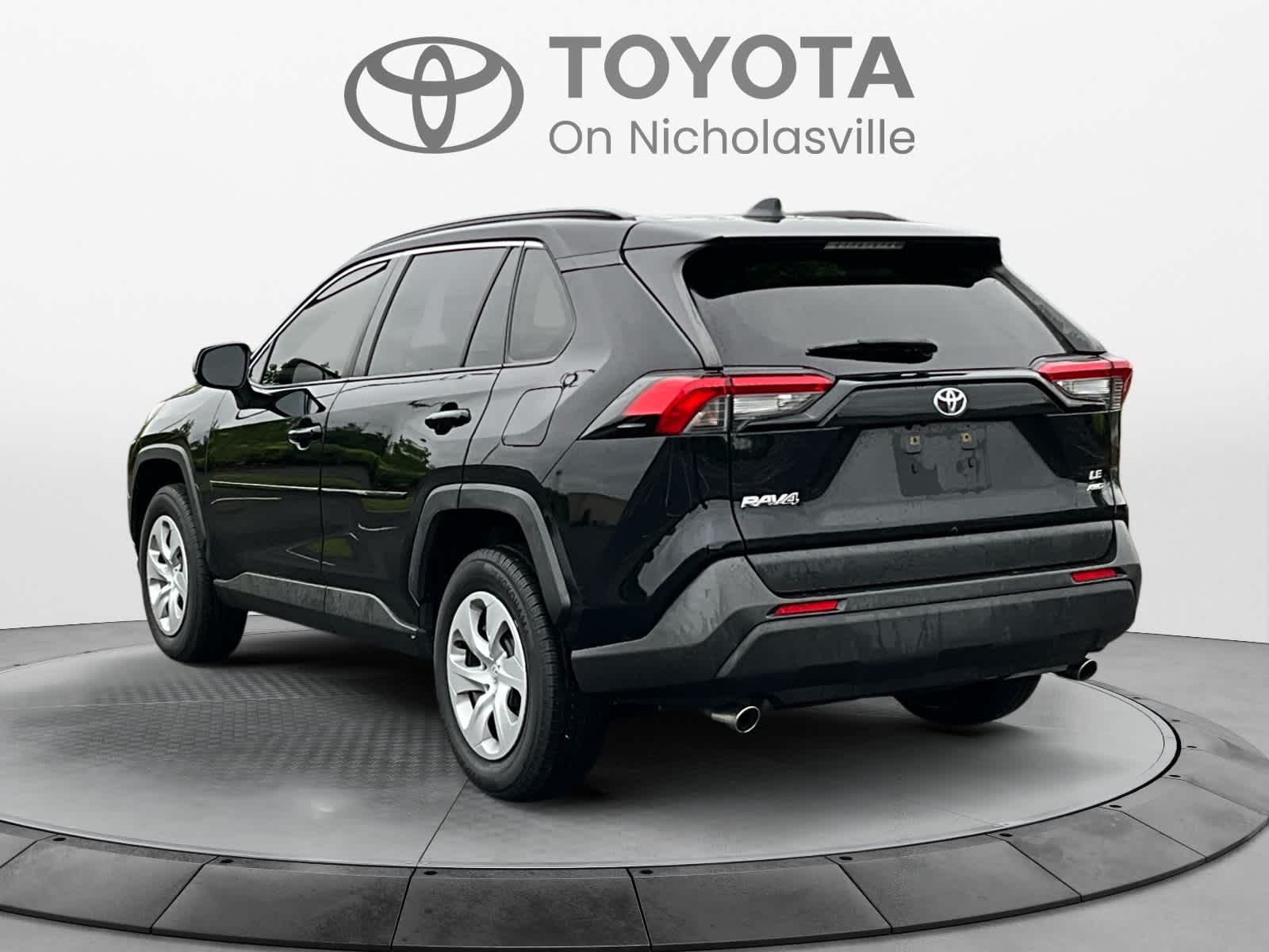 2019 Toyota RAV4 LE