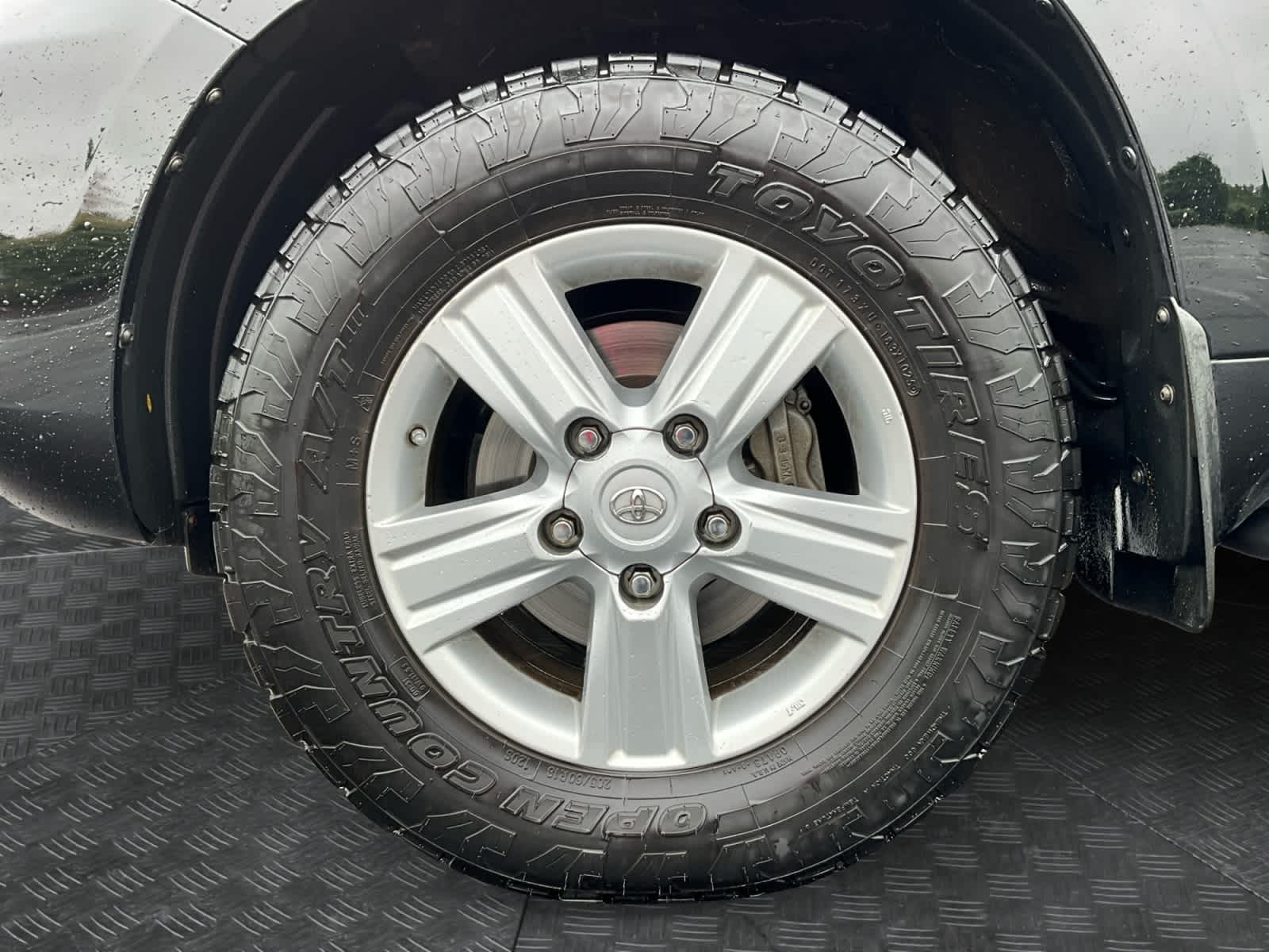 2013 Toyota Land Cruiser 4dr 4WD (Natl)