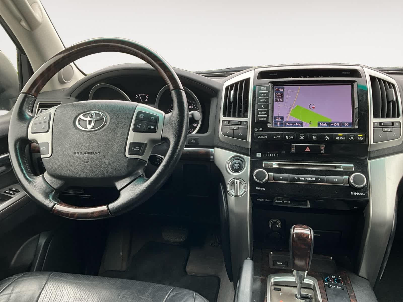 2013 Toyota Land Cruiser 4dr 4WD (Natl)