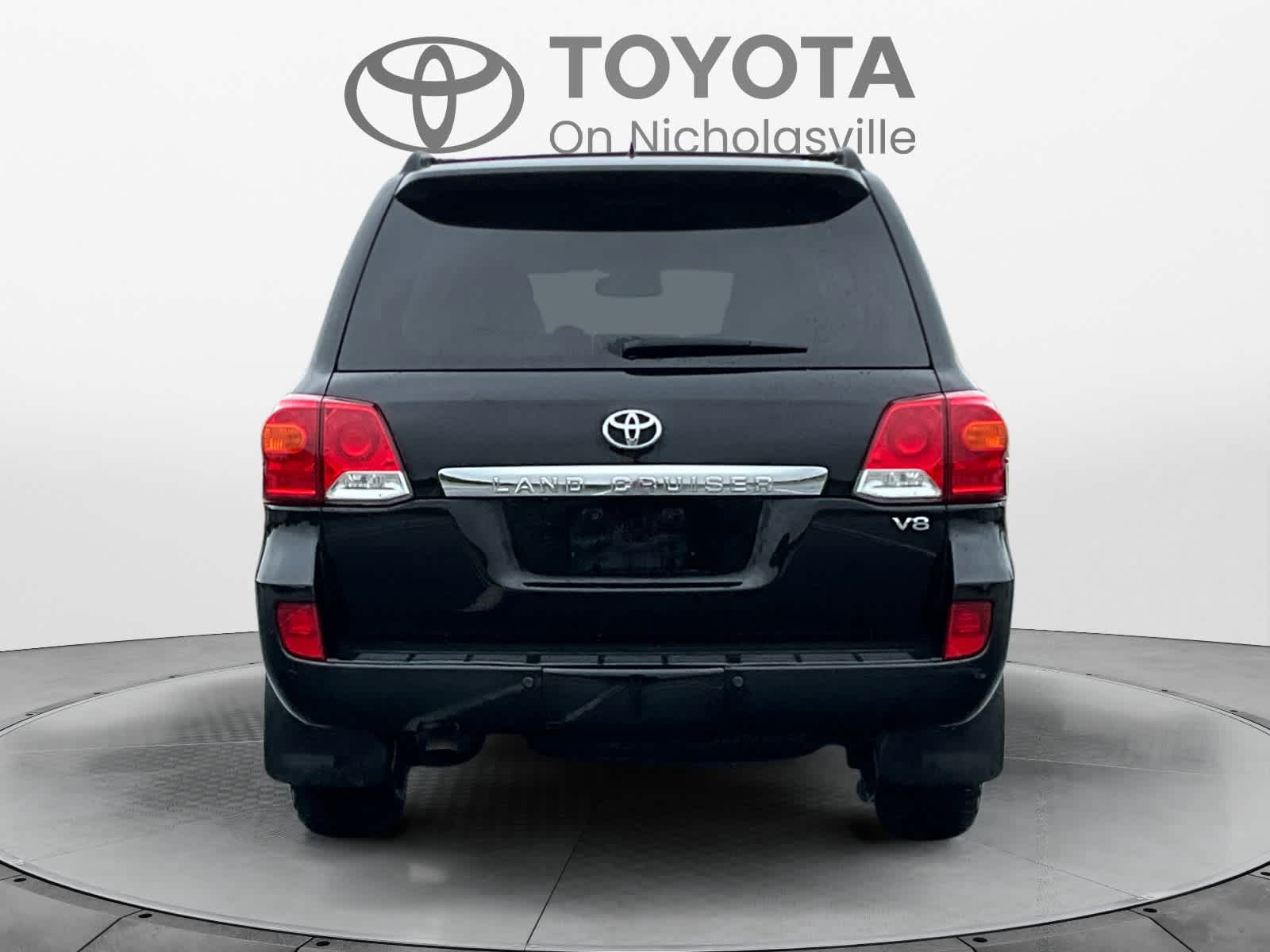 2013 Toyota Land Cruiser 4dr 4WD (Natl)