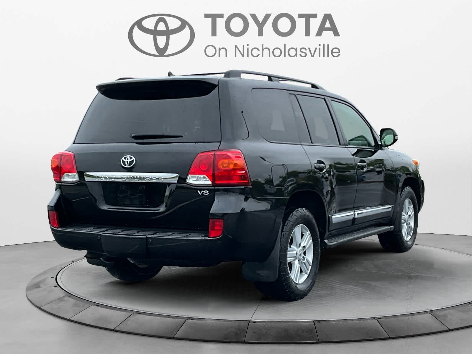 2013 Toyota Land Cruiser 4dr 4WD (Natl)