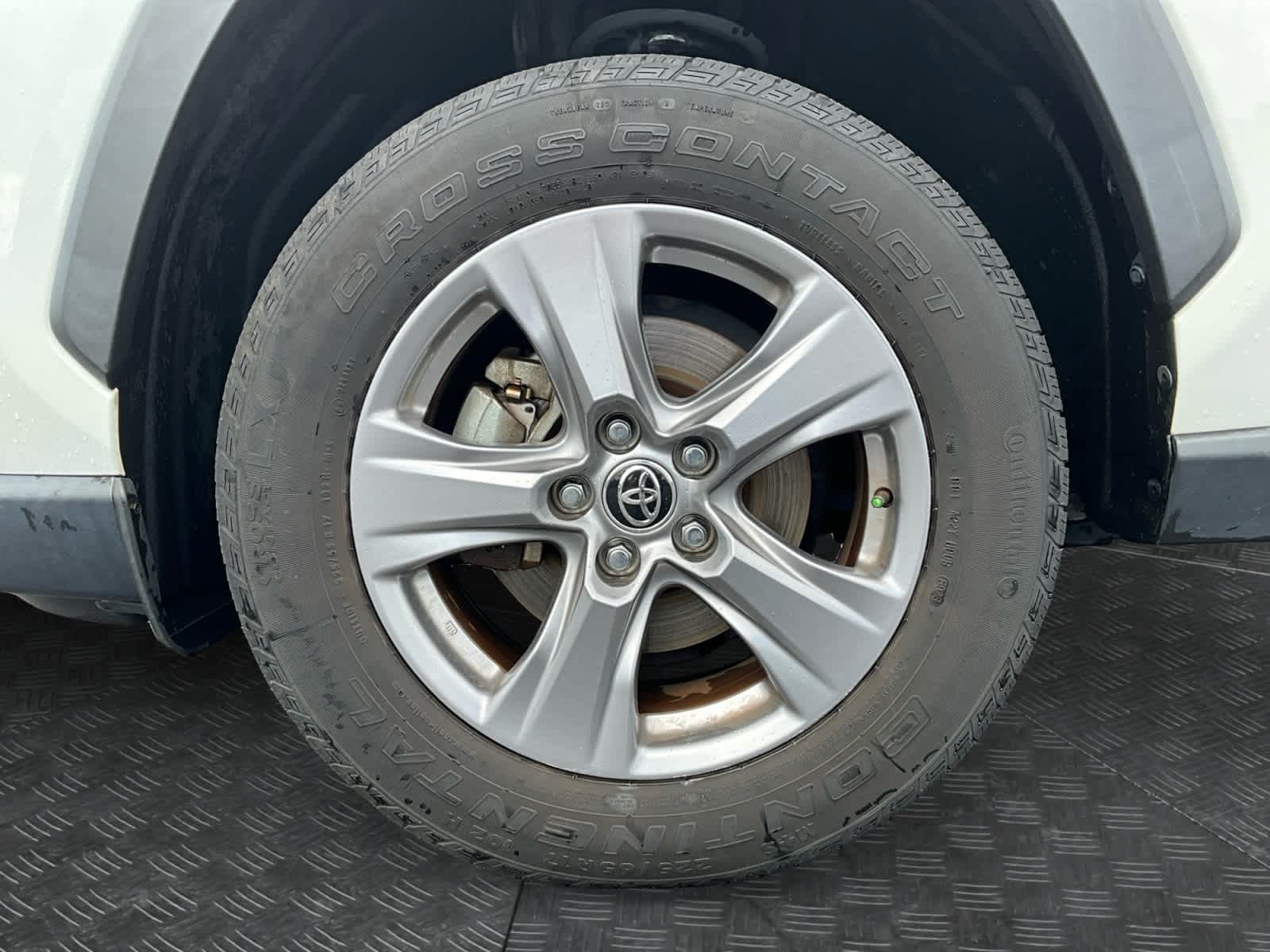2022 Toyota RAV4 Hybrid LE