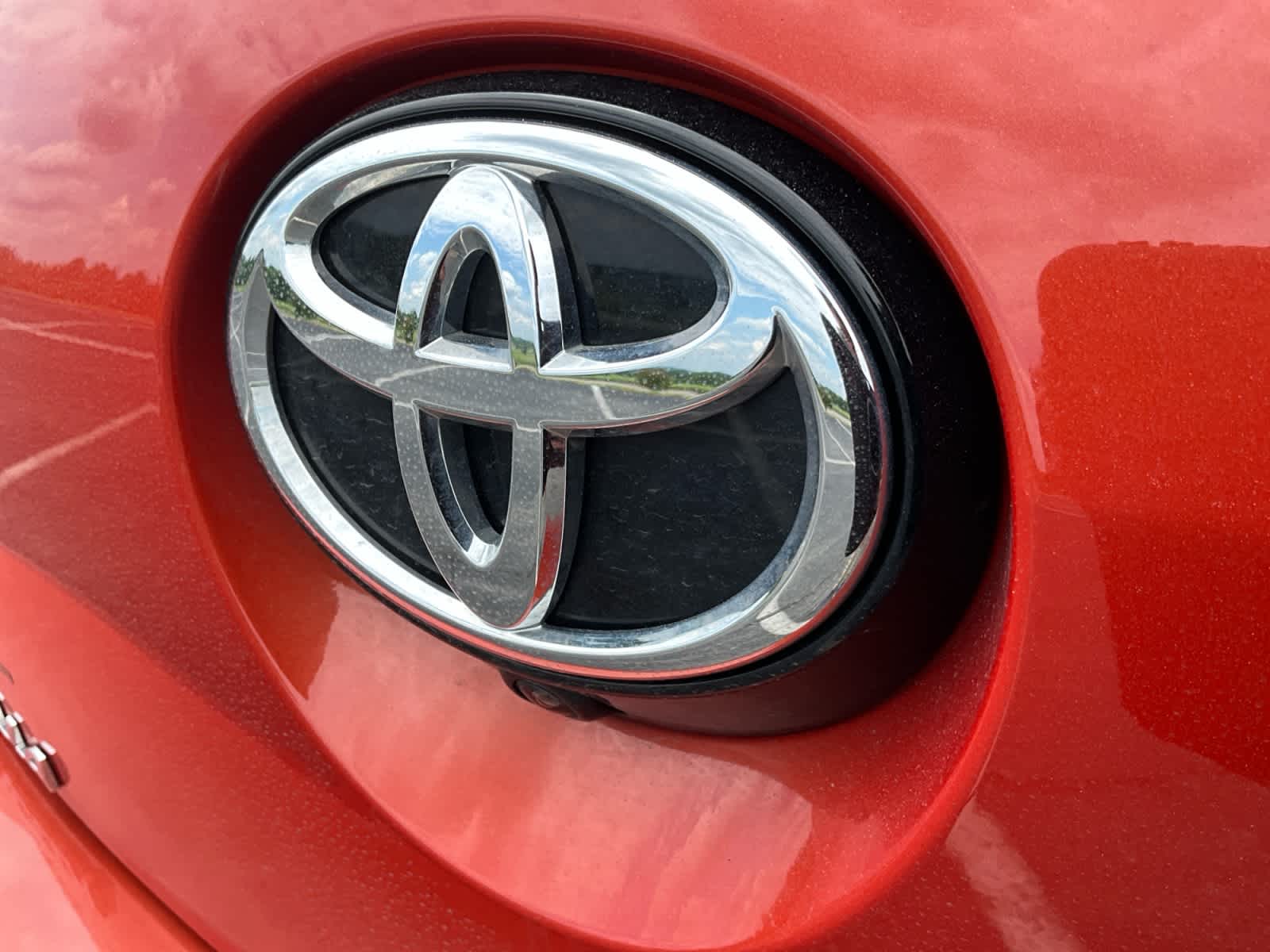2025 Toyota Corolla Hatchback SE