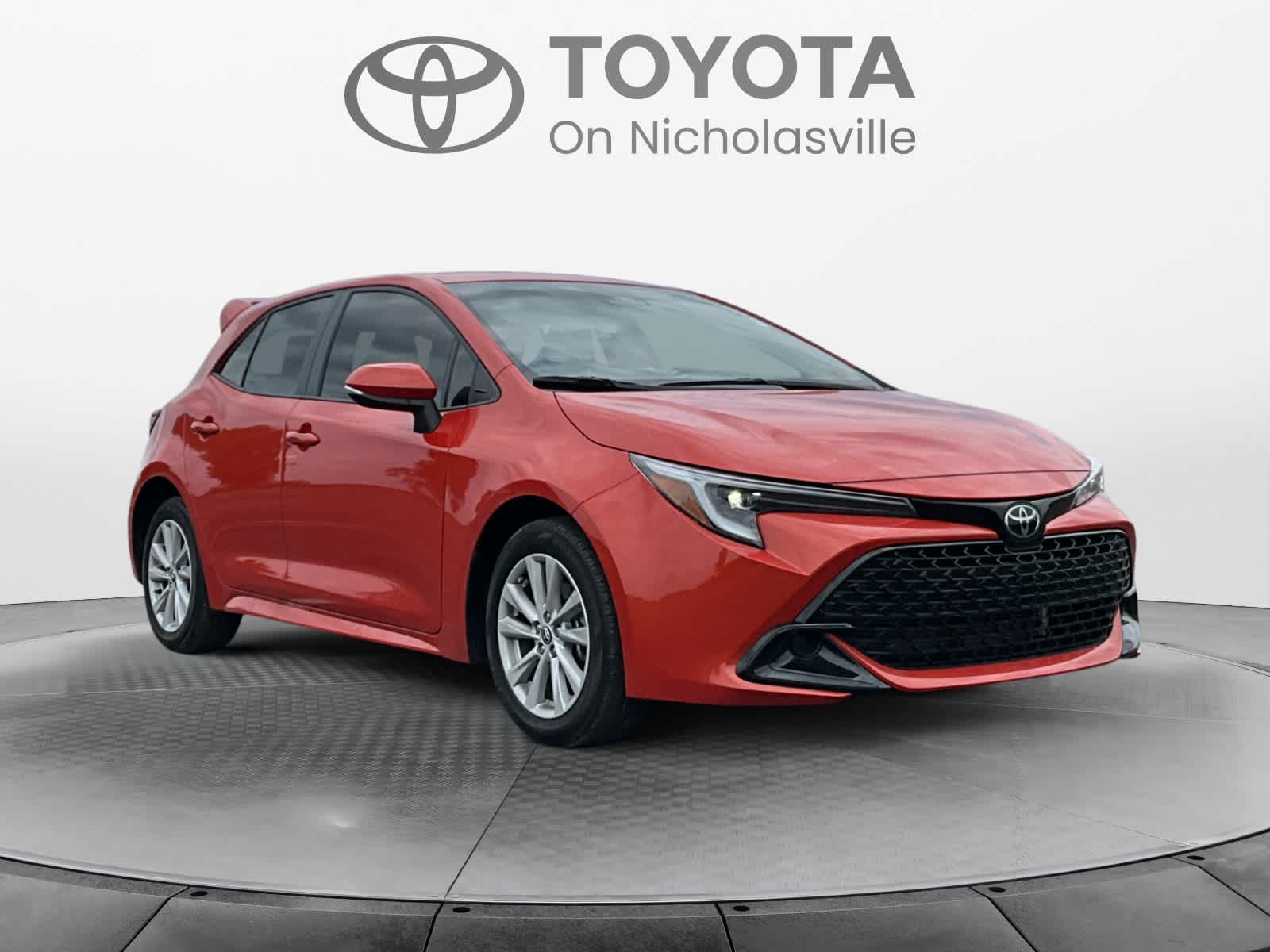 2025 Toyota Corolla Hatchback SE