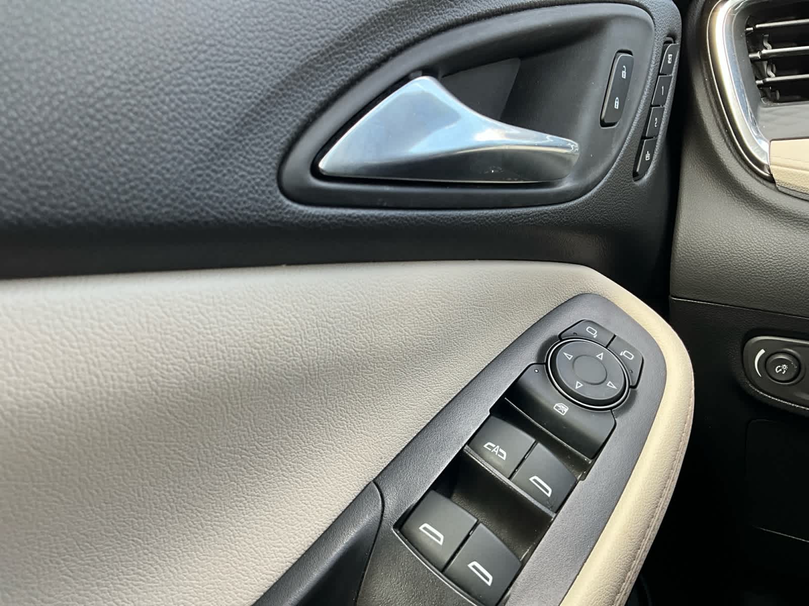 2025 Buick Encore GX Avenir