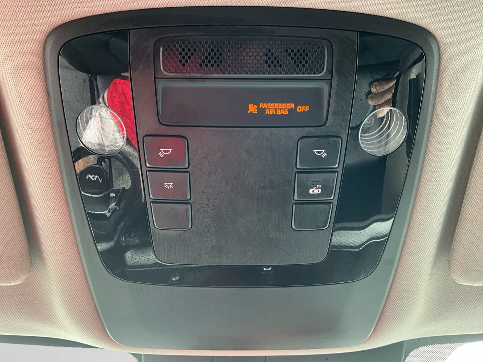 2023 Kia Carnival LX