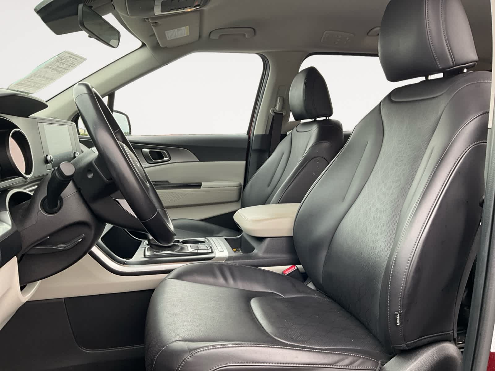 2023 Kia Carnival LX