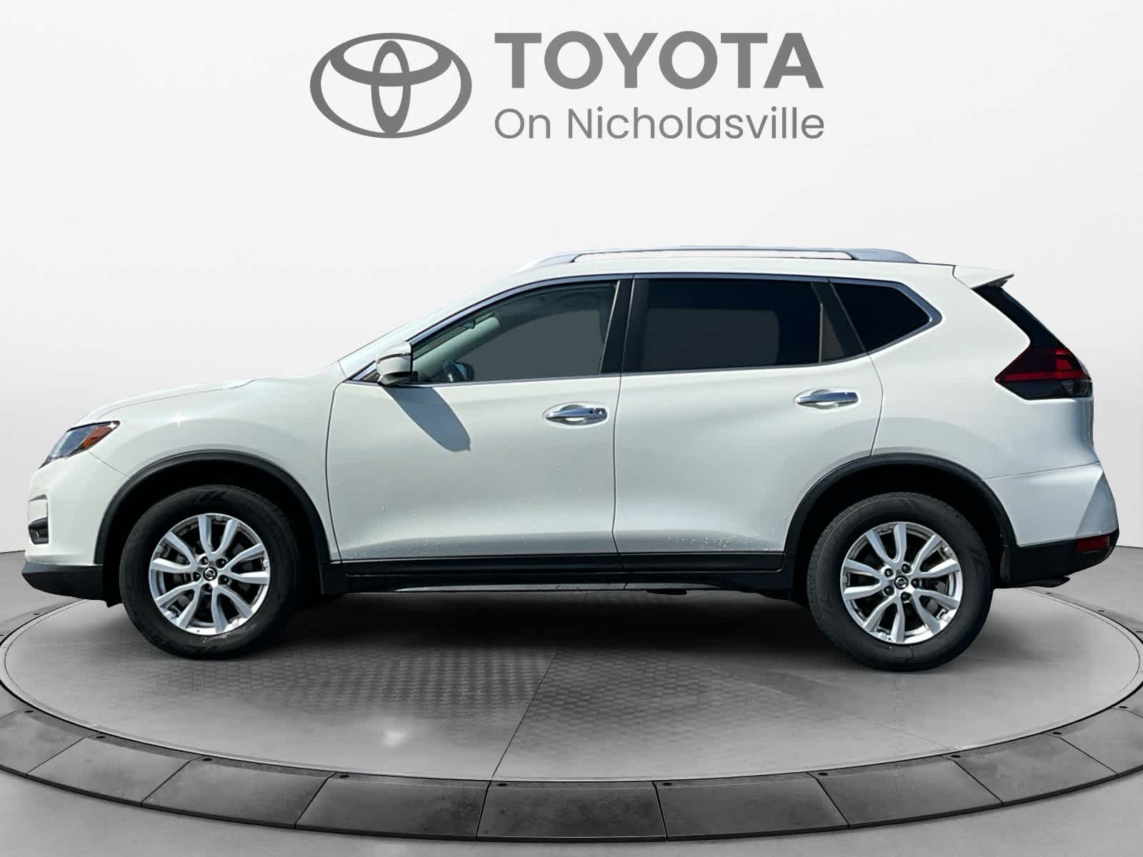 2018 Nissan Rogue SV